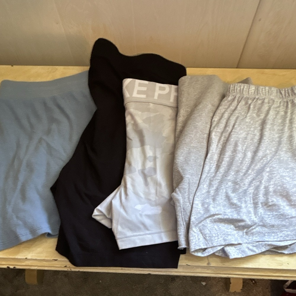 Women's large lot 8 sleep Shorts Lot Gray Heather Camo Multi